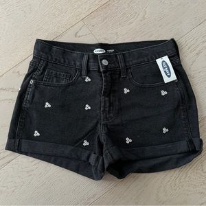 ⭐️ Old Navy Daisy Detail Mid Rise Boyfriend Shorts
